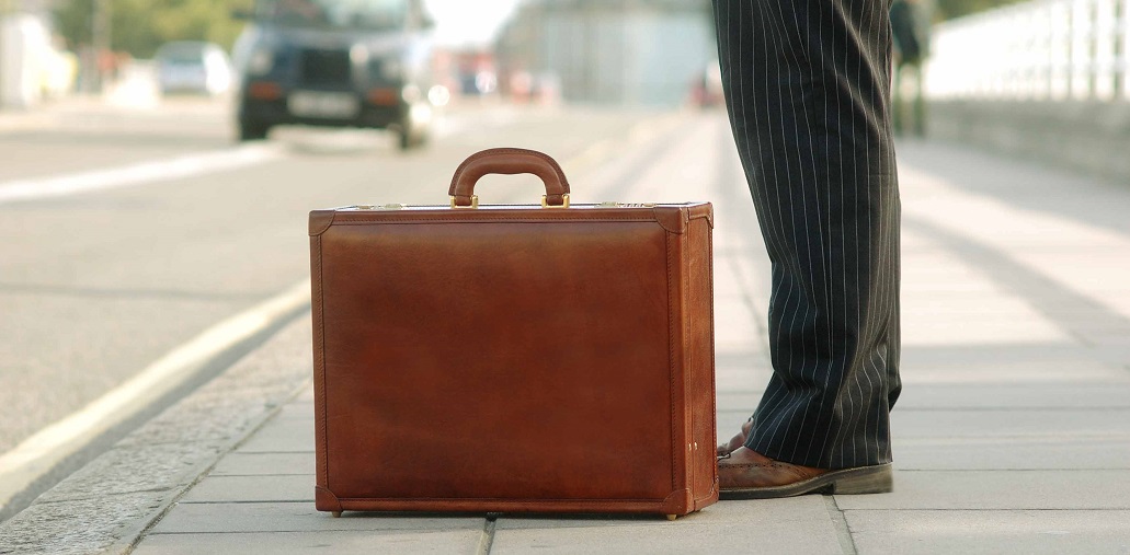 Traditional briefcase store